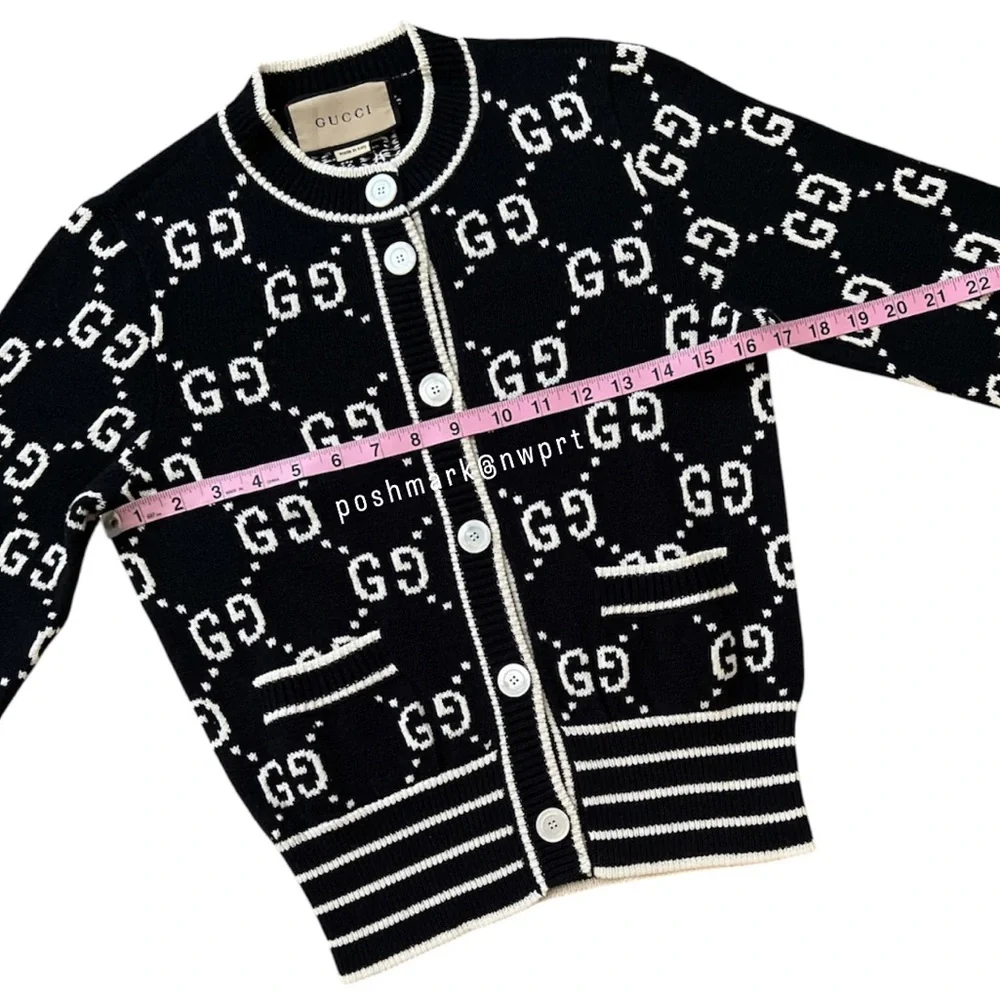 GUCCI 🙌 GG Supreme Logo Cardigan Sweater Black Ivory White Cotton XS - Picture 13 of 16